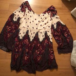 FREE PEOPLE floral bell sleeve dress size small